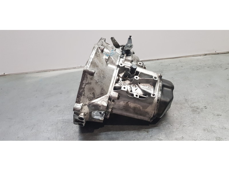 Recambio de caja cambios para peugeot bipper 1.4 hdi referencia OEM IAM 20CQ70 400 DC 