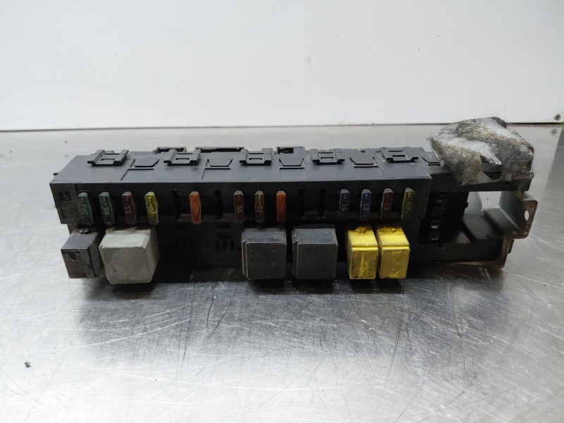 Recambio de caja reles / fusibles para mercedes-benz clase e (w211) berlina 220 referencia OEM IAM 2115454901 5DK008047-25 