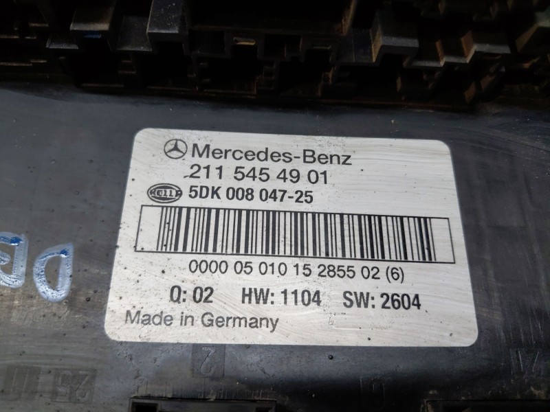 Recambio de caja reles / fusibles para mercedes-benz clase e (w211) berlina 220 referencia OEM IAM 2115454901 5DK008047-25 