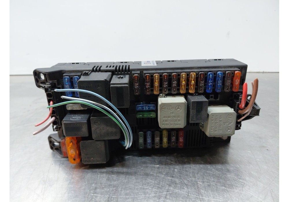 Recambio de caja reles / fusibles para mercedes-benz clase e (w211) berlina 220 referencia OEM IAM 0025458701 0025458701[03] 