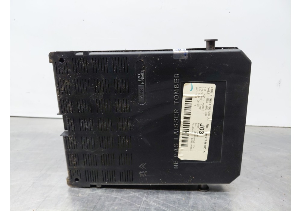 Recambio de caja reles / fusibles para peugeot 307 sw (3h) 1.6 hdi 110 referencia OEM IAM 9651197580 9651196880A 