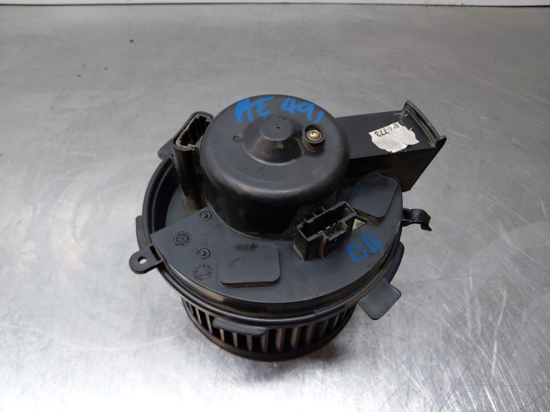 Recambio de motor calefaccion para peugeot 307 sw (3h) 1.6 hdi 110 referencia OEM IAM 6441K0  