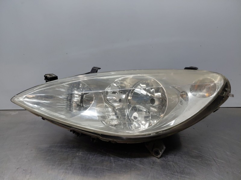 Recambio de faro izquierdo para peugeot 307 sw (3h) 1.6 hdi 110 referencia OEM IAM 9641615780  