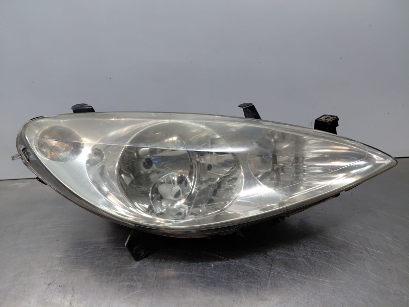 Recambio de faro derecho para peugeot 307 sw (3h) 1.6 hdi 110 referencia OEM IAM 9641615680  