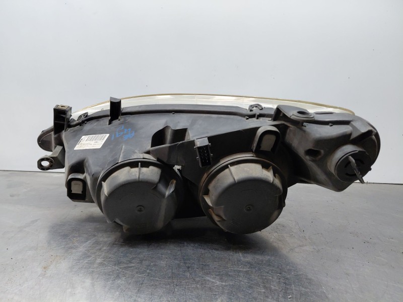 Recambio de faro derecho para peugeot 307 sw (3h) 1.6 hdi 110 referencia OEM IAM 9641615680  