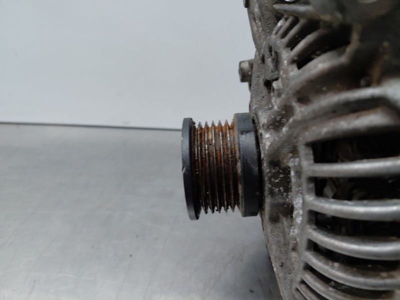 Recambio de alternador para mercedes-benz clase e (w211) berlina 220 referencia OEM IAM A0121545902 0986045420 