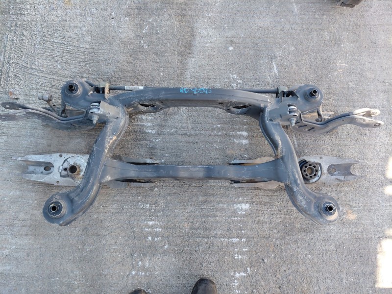 Recambio de puente trasero para mercedes-benz clase a (w176) design referencia OEM IAM A2463501108  