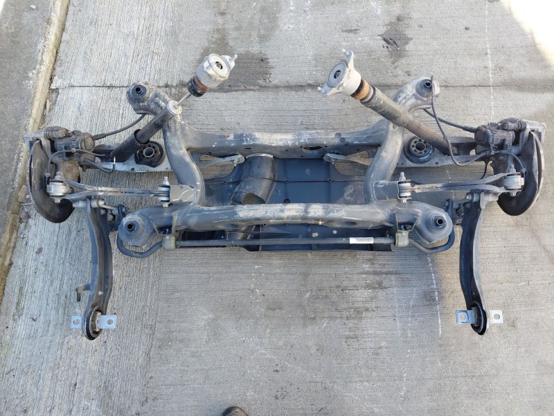 Recambio de puente trasero para mercedes-benz clase b (w246) sport referencia OEM IAM A2463501108  