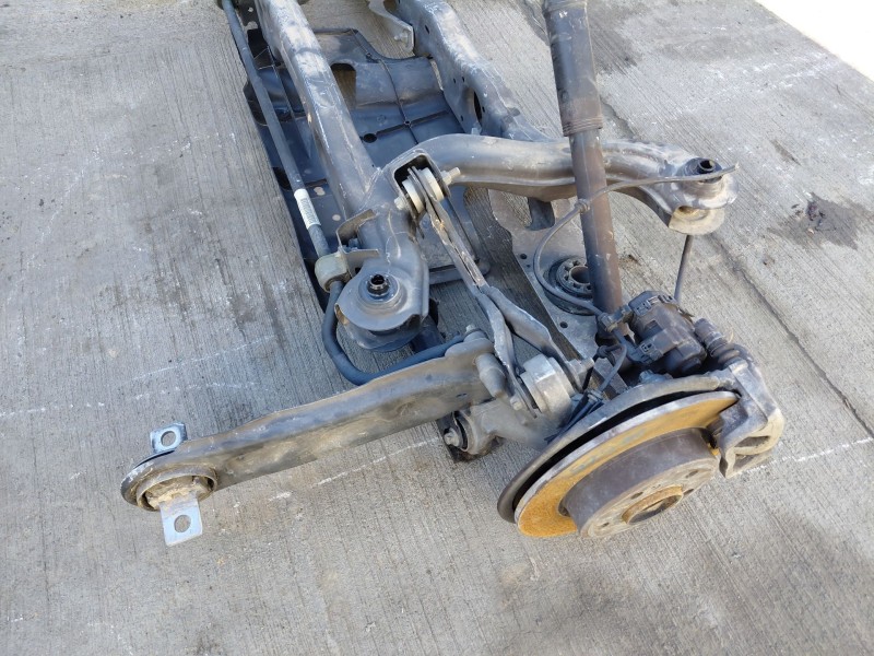 Recambio de puente trasero para mercedes-benz clase b (w246) sport referencia OEM IAM A2463501108  