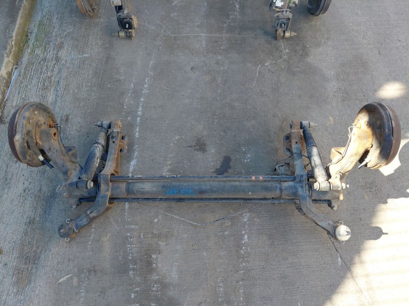 Recambio de puente trasero para peugeot partner (s1) combi referencia OEM IAM 514883 9830149780 