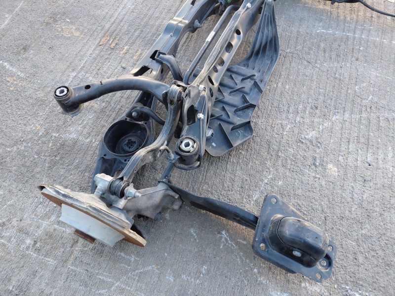 Recambio de puente trasero para audi q3 (f3b) 35 tdi referencia OEM IAM 3Q0505235AH 3Q0505235AC 