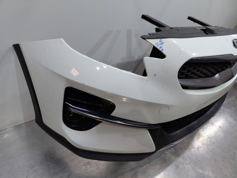 Recambio de paragolpes delantero para kia xceed tech referencia OEM IAM 86511J7CA0 86350J7CB0 86512J7CA0