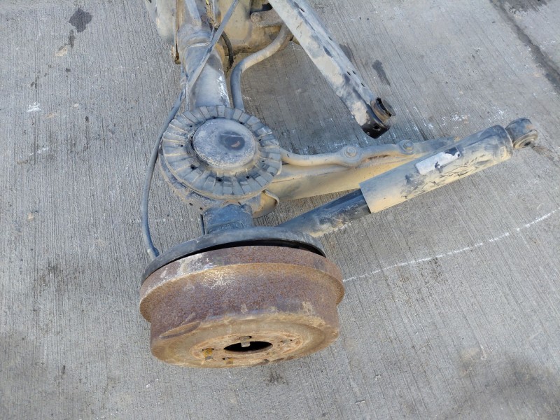 Recambio de puente trasero para jeep cherokee (kj) sport referencia OEM IAM 5072476AA  