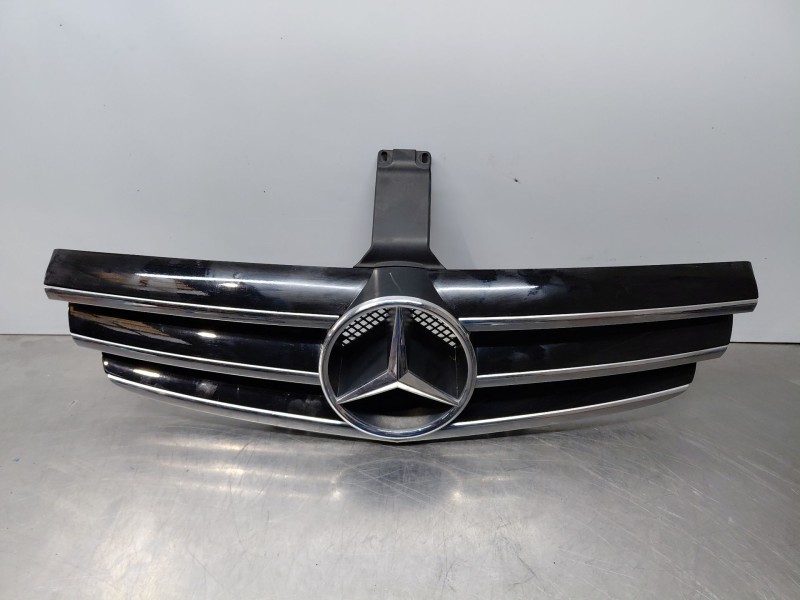 Recambio de rejilla delantera para mercedes-benz clk (c209) clk 270 cdi (209.316) referencia OEM IAM A2098800123  