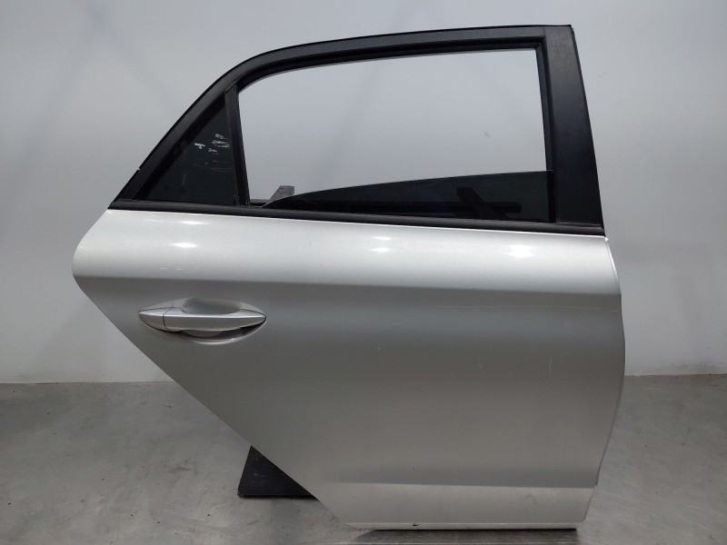Recambio de puerta trasera derecha para hyundai i20 ii (gb, ib) 1.2 referencia OEM IAM   
