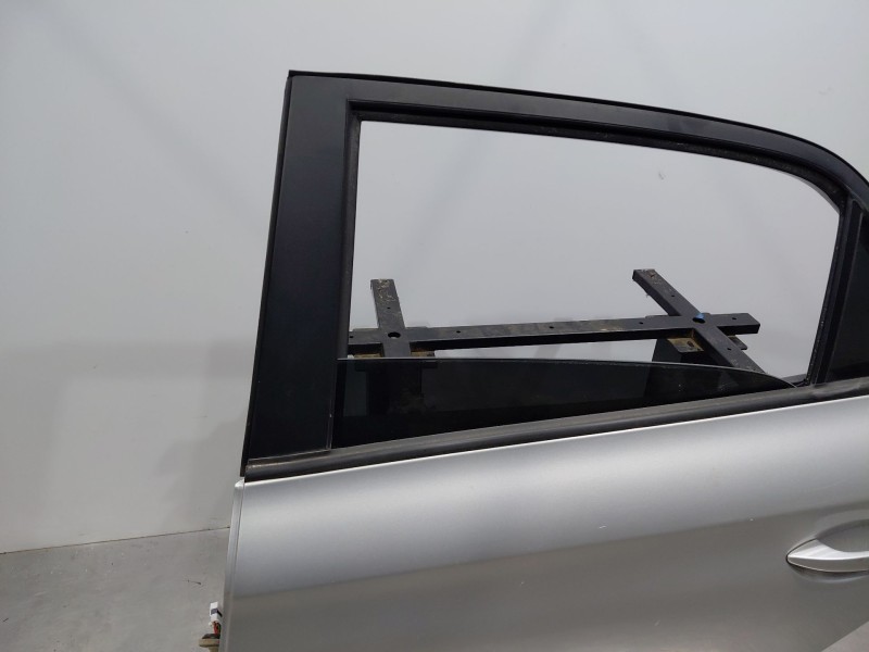 Recambio de puerta trasera izquierda para hyundai i20 ii (gb, ib) 1.2 referencia OEM IAM   