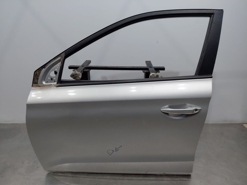 Recambio de puerta delantera izquierda para hyundai i20 ii (gb, ib) 1.2 referencia OEM IAM   