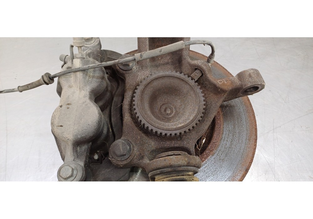 Recambio de mangueta delantera derecha para ford transit caja cerrada ´06 ft 330 l (largo) lkw (camion) referencia OEM IAM 17430