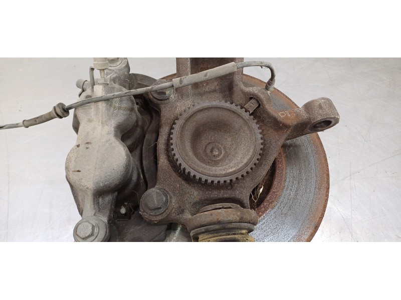 Recambio de mangueta delantera derecha para ford transit caja cerrada ´06 ft 330 l (largo) lkw (camion) referencia OEM IAM 17430