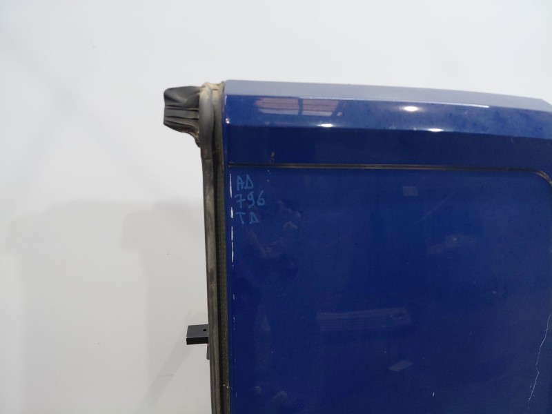 Recambio de puerta trasera derecha para volkswagen caddy v cargo referencia OEM IAM   