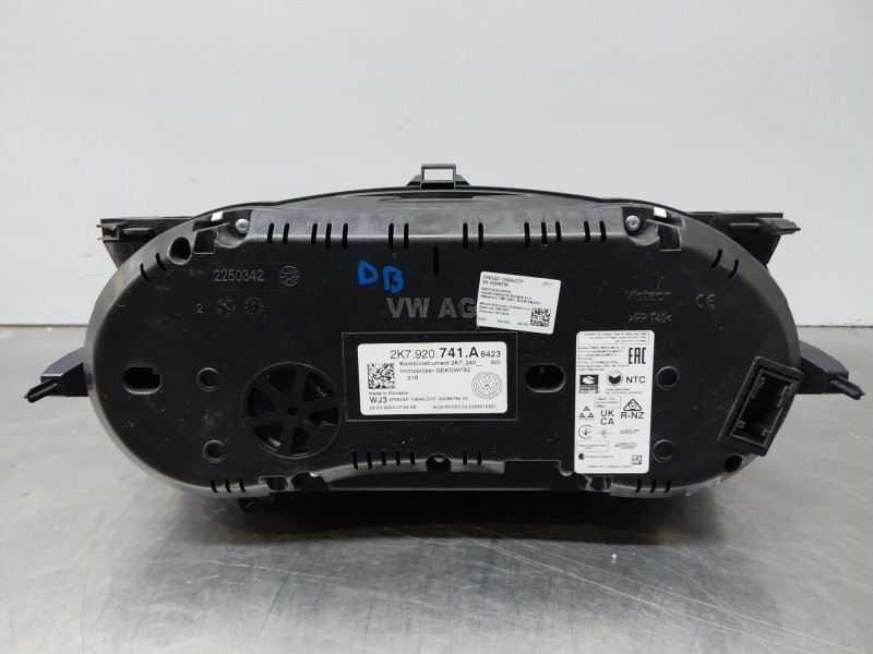 Recambio de cuadro instrumentos para volkswagen caddy v cargo referencia OEM IAM   