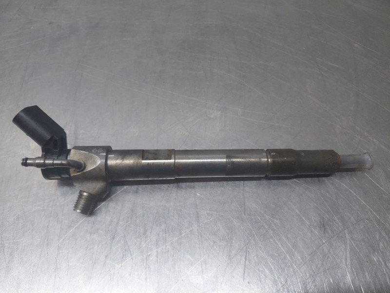 Recambio de inyector para kia ceed sportswagon hybrid referencia OEM IAM   