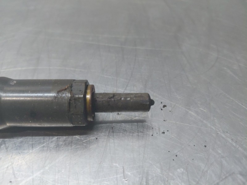 Recambio de inyector para kia ceed sportswagon hybrid referencia OEM IAM   