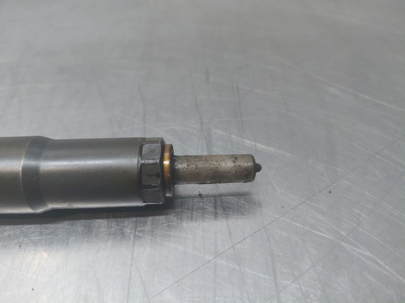 Recambio de inyector para kia ceed sportswagon hybrid referencia OEM IAM   