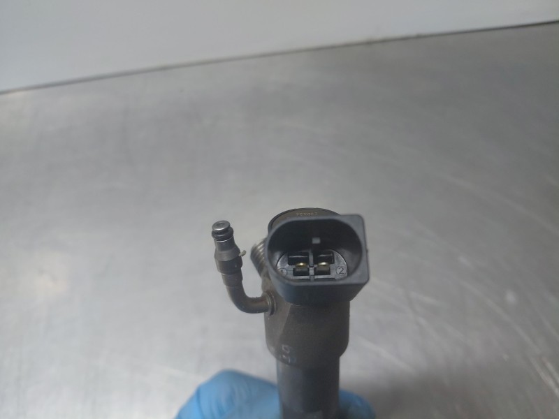 Recambio de inyector para kia ceed sportswagon hybrid referencia OEM IAM   