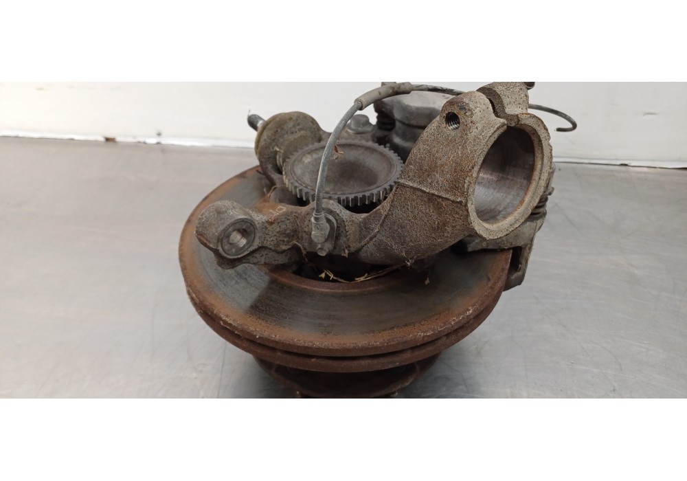 Recambio de mangueta delantera derecha para ford transit caja cerrada ´06 ft 330 l (largo) lkw (camion) referencia OEM IAM 17430