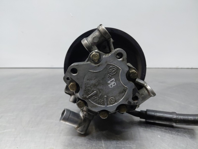 Recambio de bomba direccion para mercedes-benz clase e (w211) e 270 cdi (211.016) referencia OEM IAM A0034660001  
