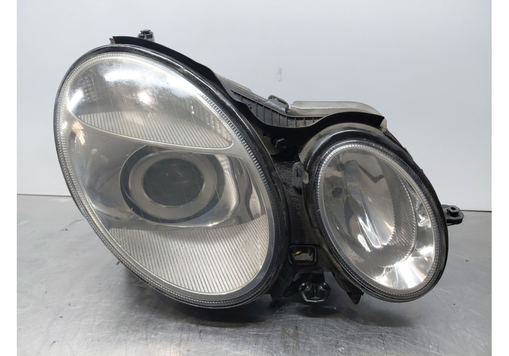 Recambio de faro derecho para mercedes-benz clase e (w211) e 270 cdi (211.016) referencia OEM IAM A2118202061  