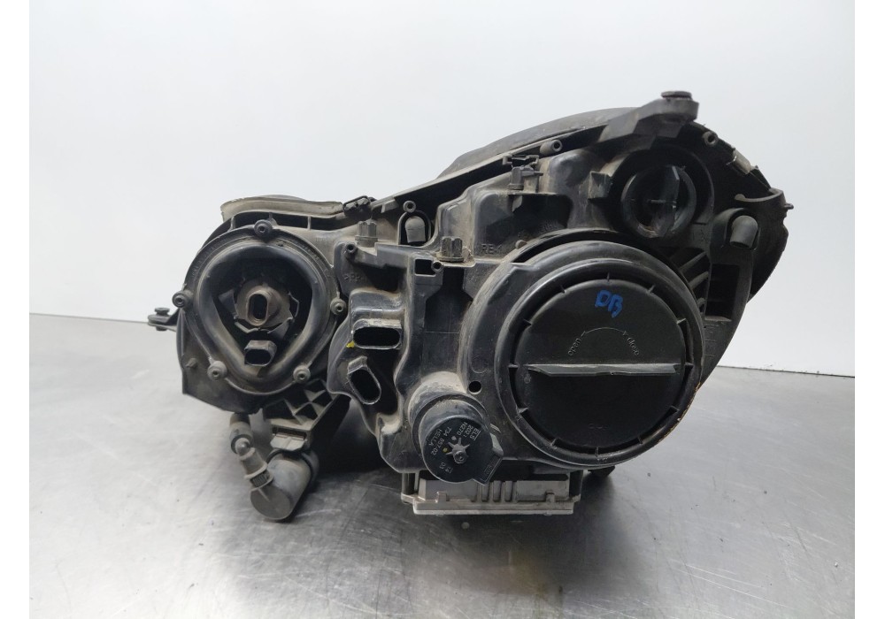 Recambio de faro derecho para mercedes-benz clase e (w211) e 270 cdi (211.016) referencia OEM IAM A2118202061  