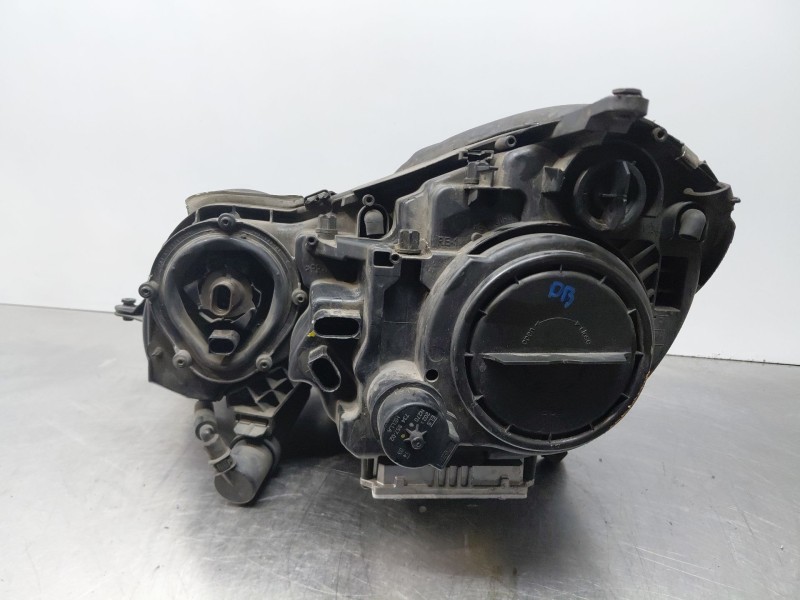 Recambio de faro derecho para mercedes-benz clase e (w211) e 270 cdi (211.016) referencia OEM IAM A2118202061  