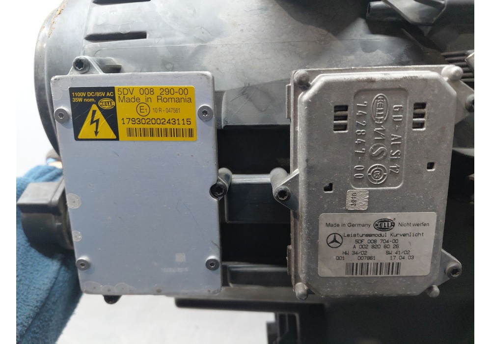 Recambio de faro derecho para mercedes-benz clase e (w211) e 270 cdi (211.016) referencia OEM IAM A2118202061  