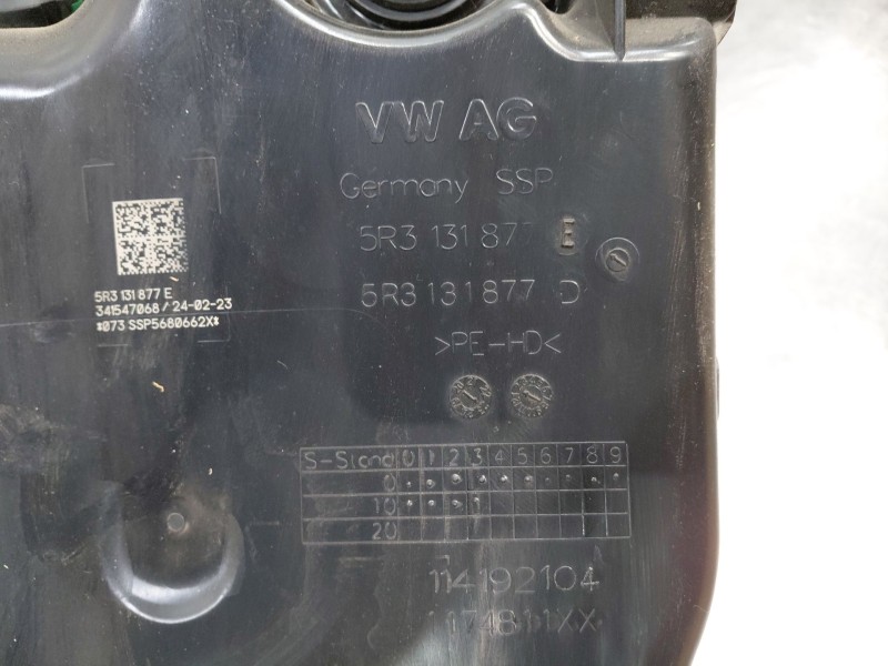 Recambio de deposito aditivo adblue fap ( deposito grande ) para volkswagen caddy v cargo referencia OEM IAM 5R3131877D  