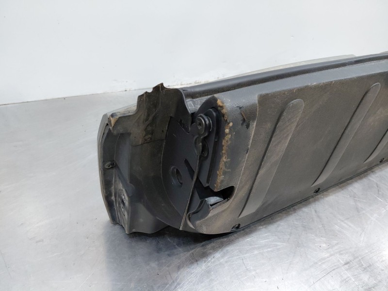 Recambio de porton trasero para peugeot 3008 style referencia OEM IAM 1611893080  