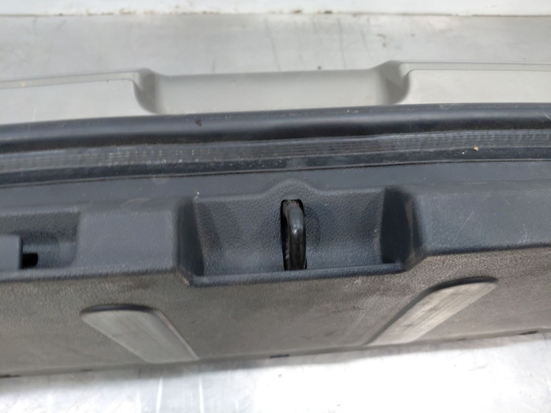 Recambio de porton trasero para peugeot 3008 style referencia OEM IAM 1611893080  