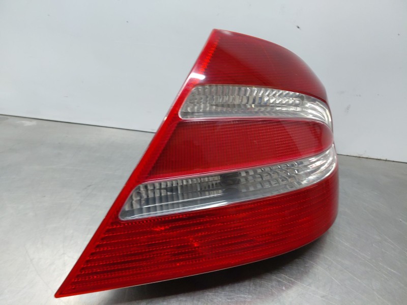 Recambio de piloto trasero derecho para mercedes-benz clk (c209) clk 270 cdi (209.316) referencia OEM IAM A2098200264  