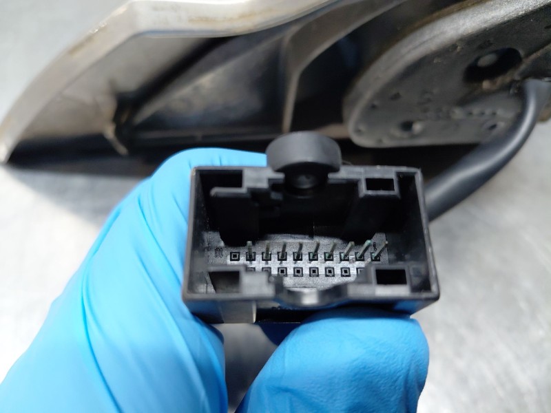 Recambio de retrovisor derecho para mercedes-benz clk (c209) clk 270 cdi (209.316) referencia OEM IAM A2098100276  