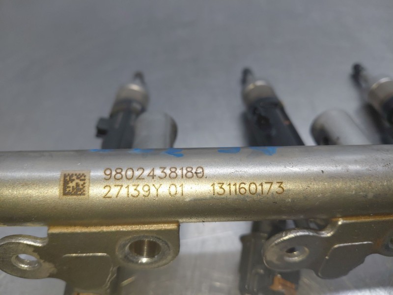 Recambio de rampa inyectora para peugeot 3008 style referencia OEM IAM 9802438180  