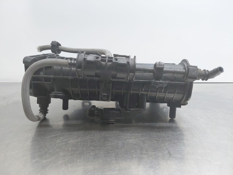 Recambio de colector admision para peugeot 3008 style referencia OEM IAM 9802101480  