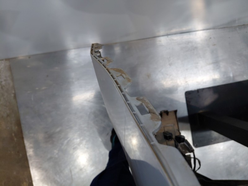 Recambio de paragolpes trasero para renault scenic iv intens referencia OEM IAM 850229842R  