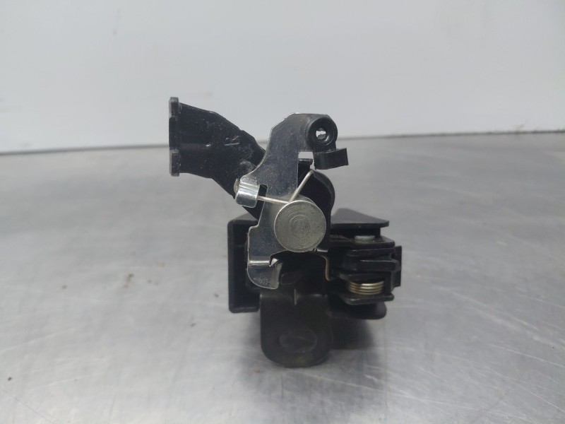 Recambio de cerradura maletero / porton para volkswagen caddy v cargo referencia OEM IAM 7LA827505G  