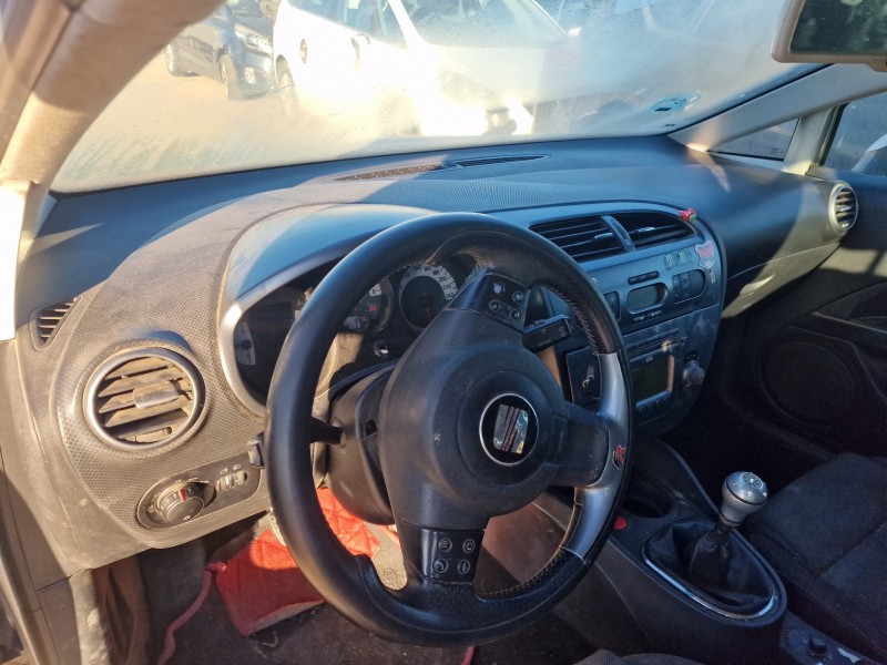 seat leon (1p1) del año 2005