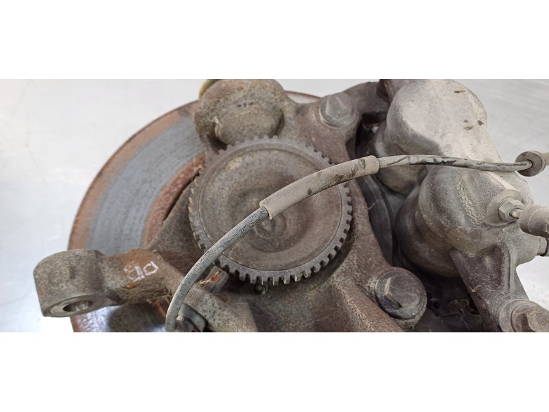 Recambio de mangueta delantera derecha para ford transit caja cerrada ´06 ft 330 l (largo) lkw (camion) referencia OEM IAM 17430