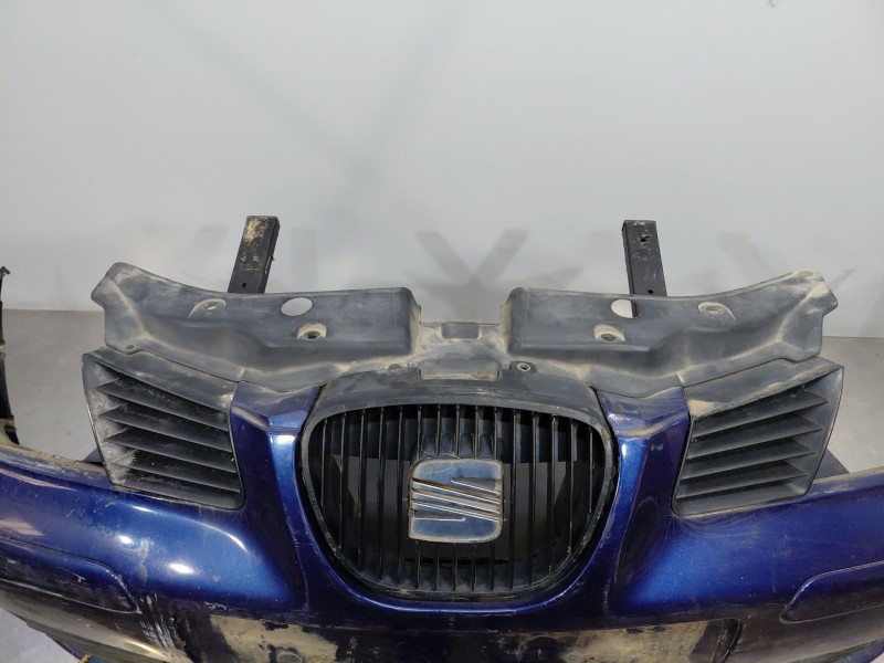 Recambio de paragolpes delantero para seat ibiza iii (6l1) 1.9 sdi referencia OEM IAM 6L0807217DRGRU  