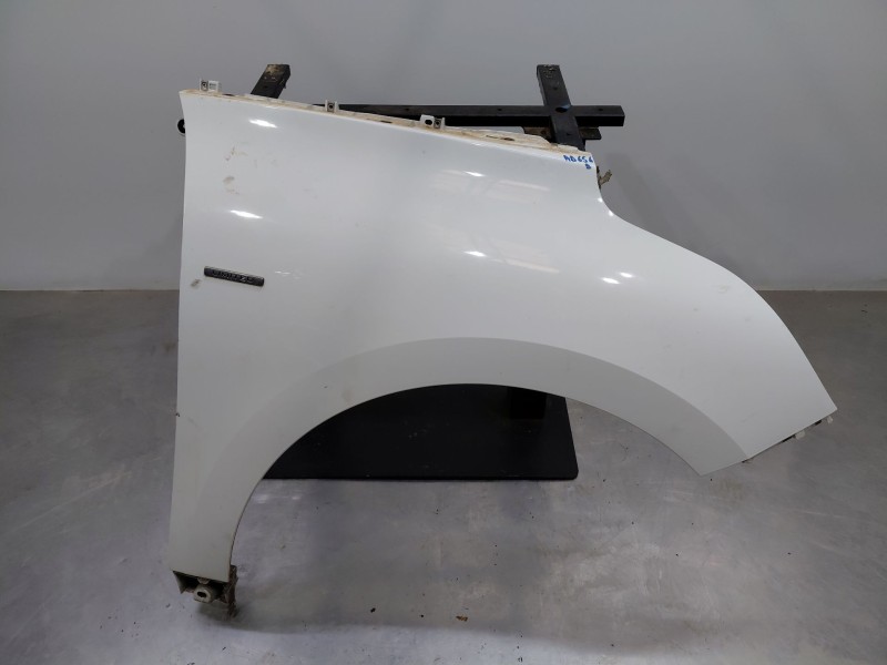 Recambio de aleta delantera derecha para renault scenic iv intens referencia OEM IAM 631009903R  