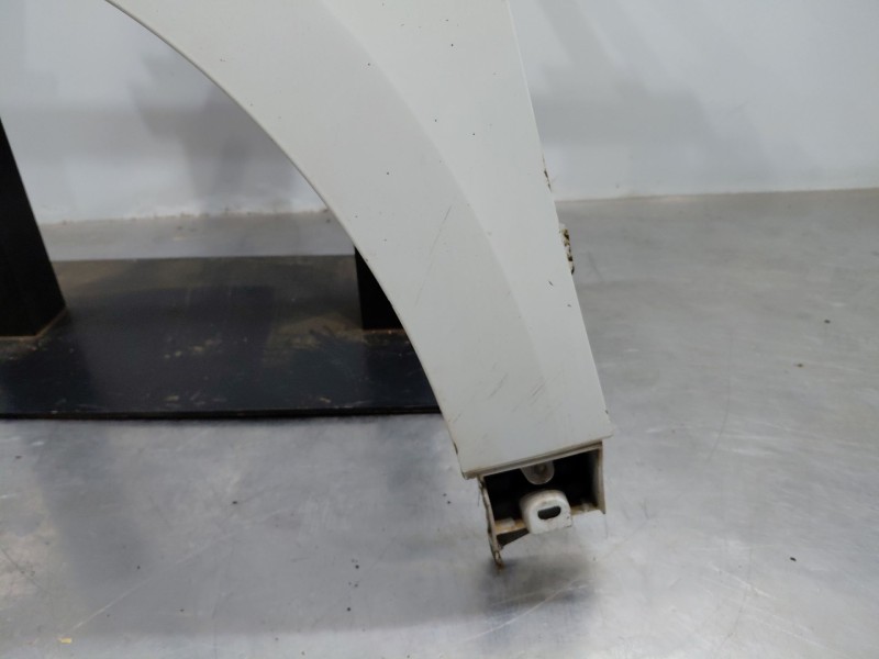 Recambio de aleta delantera izquierda para renault scenic iv intens referencia OEM IAM 631012967R  