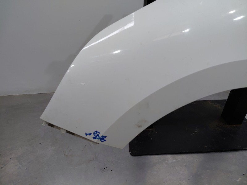 Recambio de aleta delantera izquierda para renault scenic iv intens referencia OEM IAM 631012967R  